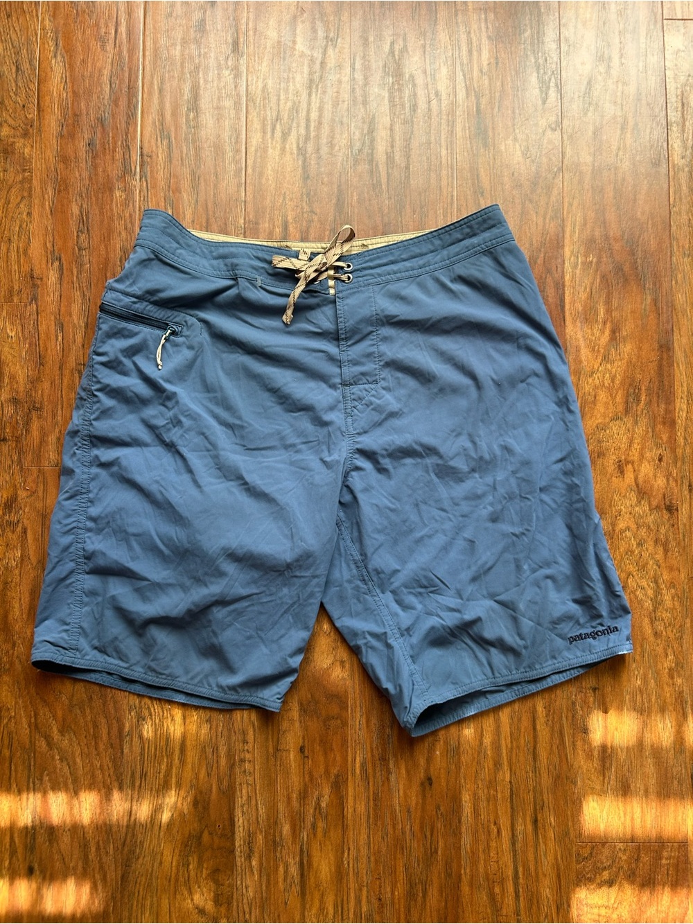 Patagonia Men's Swim Board Shorts Swim Trunks Blue Pocket Drawstring - Picture 2 of 9